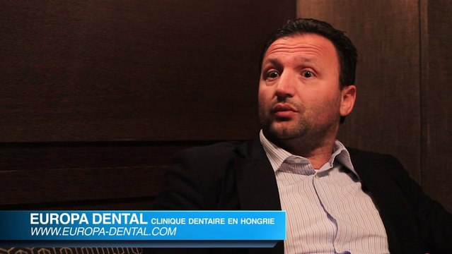 Patient d'Algérie fait des soins dentaires en Hongrie