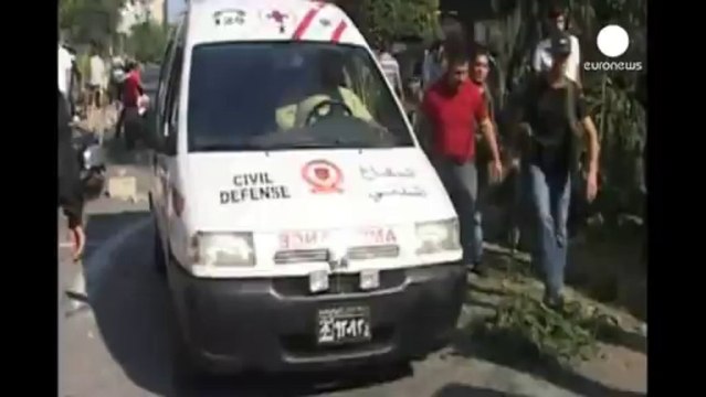 İran'ın Lübnan Büyükelçiliği'ne çifte saldırı