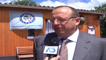 POLIZIOTTI E VIGILI DEL FUOCO IN PIAZZA