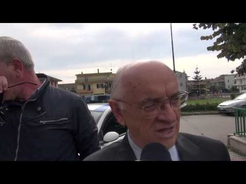 Carinaro (CE) - Indesit, operai partono per Roma con i sindaci (18.11.13)