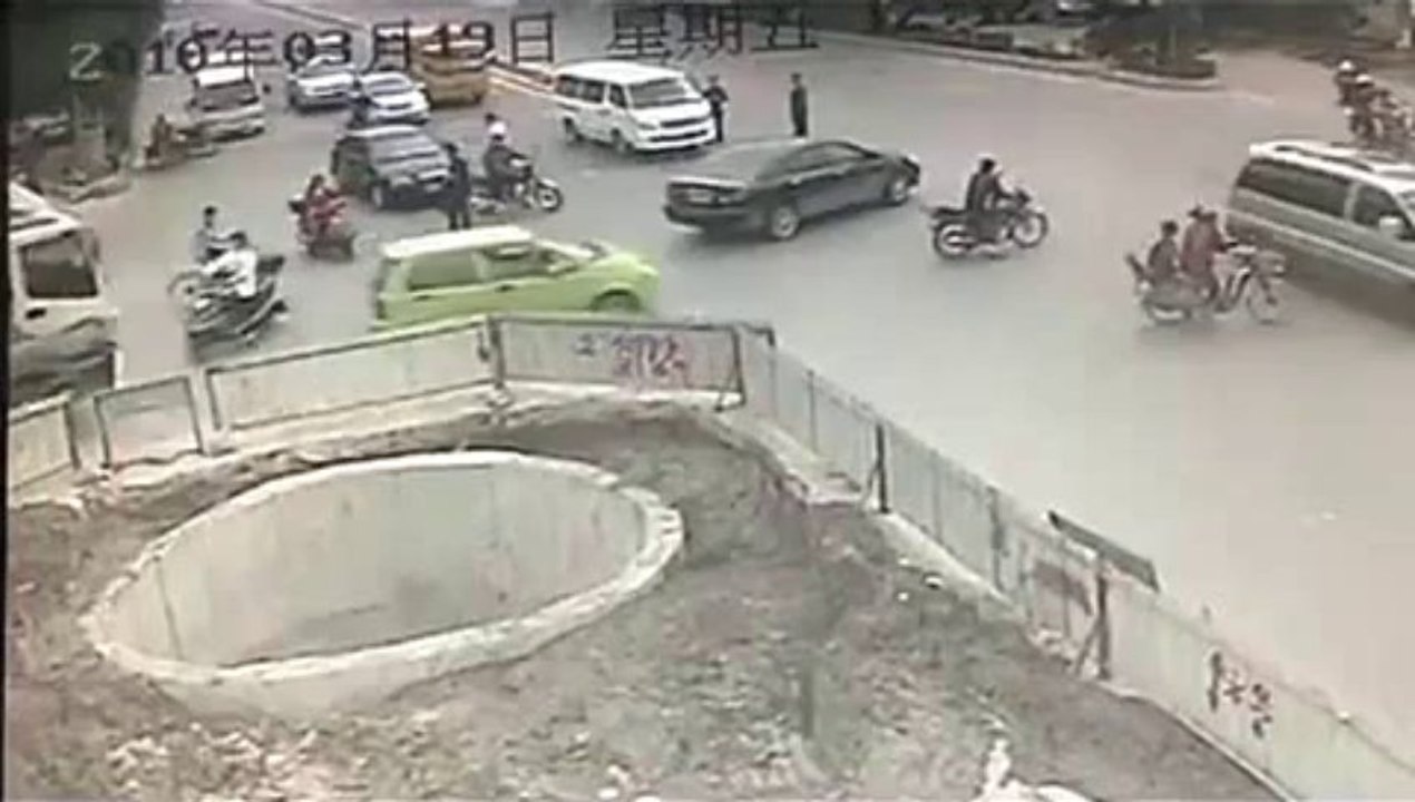 3008_dp_Le_Roi_du_Scooter
