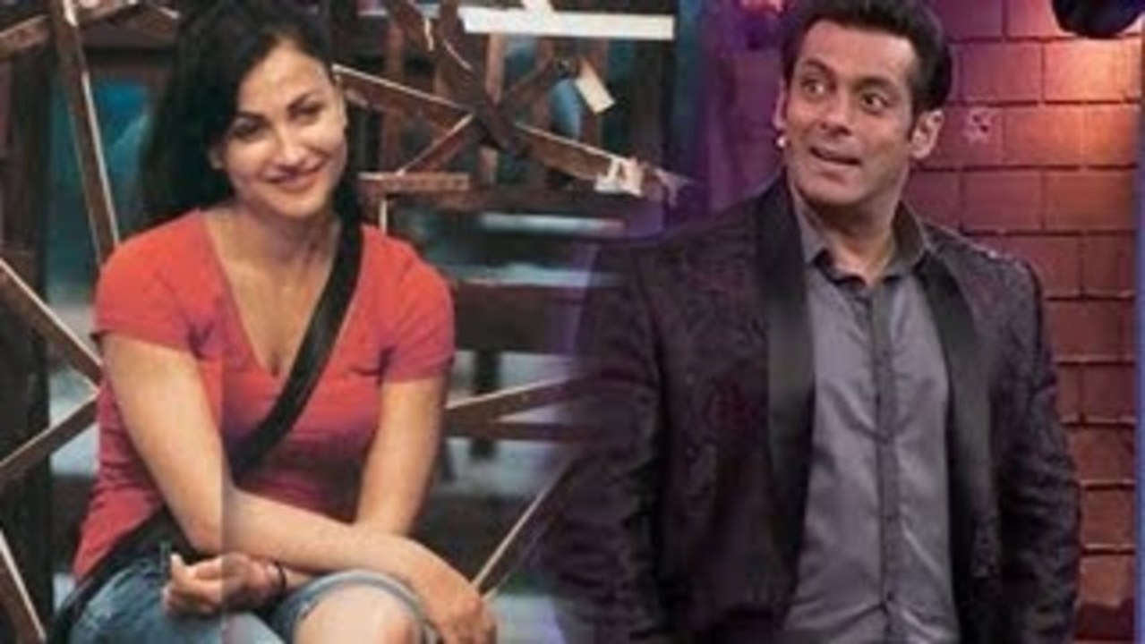 Salman Khan Says Elli Avram To Stop Running His Life | Bigg Boss 7