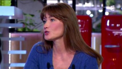 "C à vous" : Carla Bruni remet en place Patrick Cohen