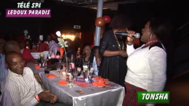 Tonsha en concert à BXL (Sidonie) par Ledoux paradis (Télé SPI)