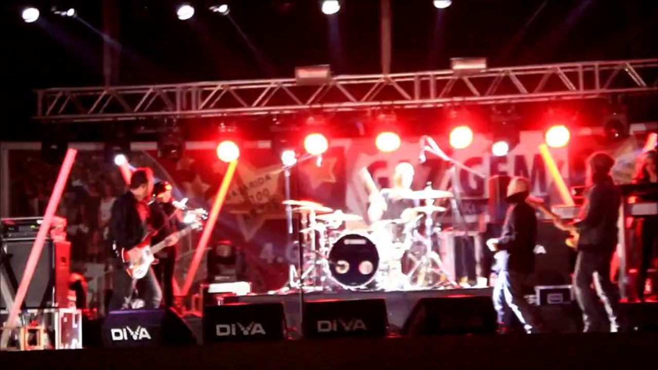 İlker Baliç solo _ Gripin [6 Ekim 2013 Gaziemir Festival Alanı]