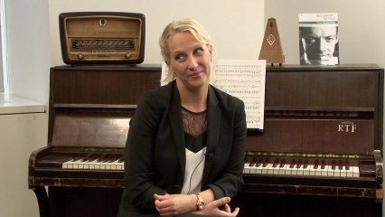 Hello, great Britten! - Sofi Jeannin