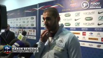 Benzema salue les supporters