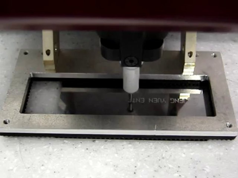 Micropercussion Telesis BenchMark460 par AGICOM