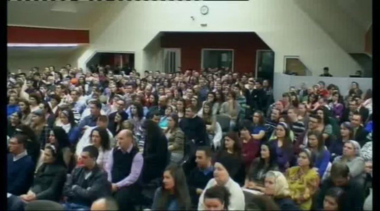Colind ...Poarta Cerului - fratii Pantea,Puscasu Alin,Loghin Ionela
