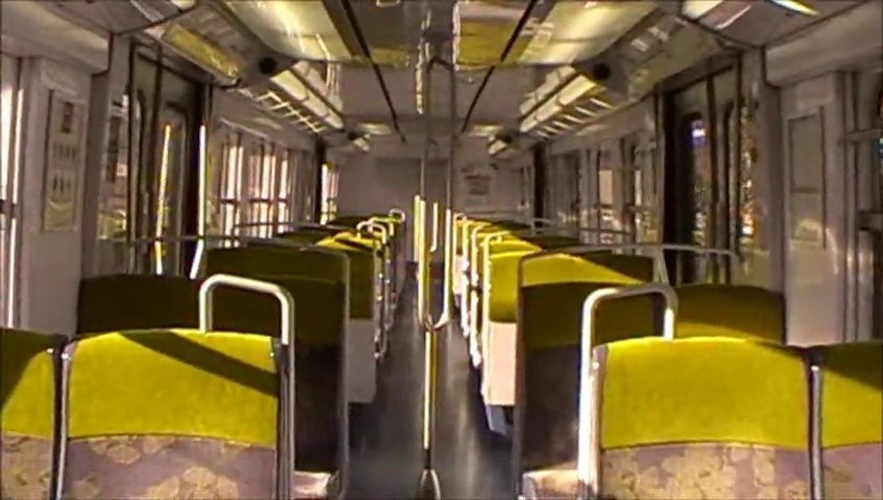 MI79 rénové : Vue de l'aménagement intérieur d'une rame de la ligne B ...