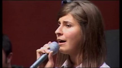 ionela loghin_doar prin Tine sunt Doamne