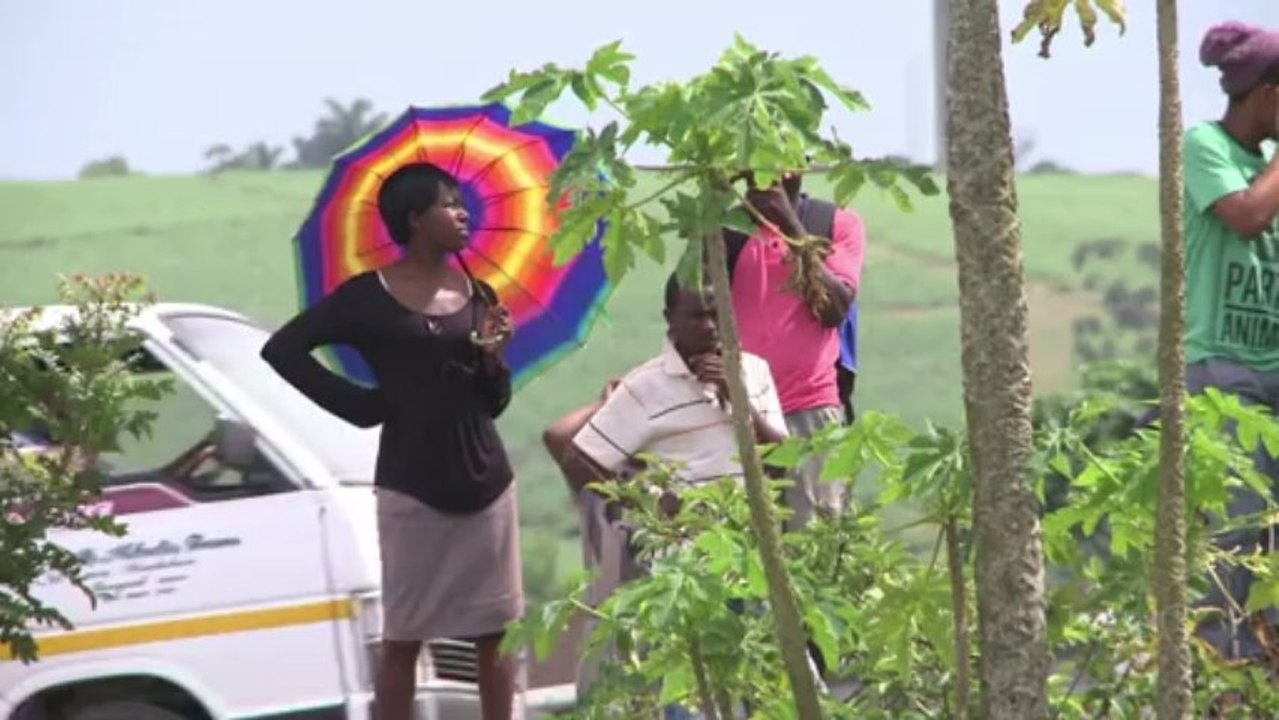 S. Africa halts search for survivors at collapsed mall