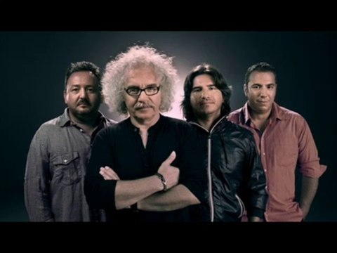 Yeni Türkü - Sezenler Olmuş (Canlı)