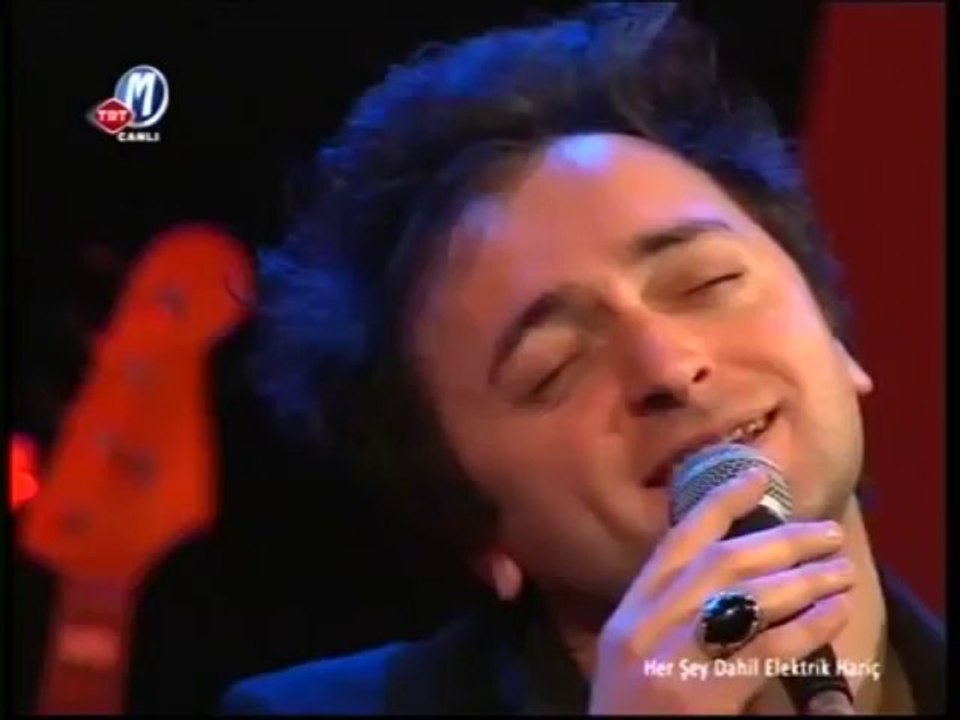 Yusuf Demirkol - Üç Elma (akustik canlı performans)