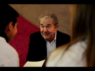 Ans: Pierre Perret interviewé par deux élèves
