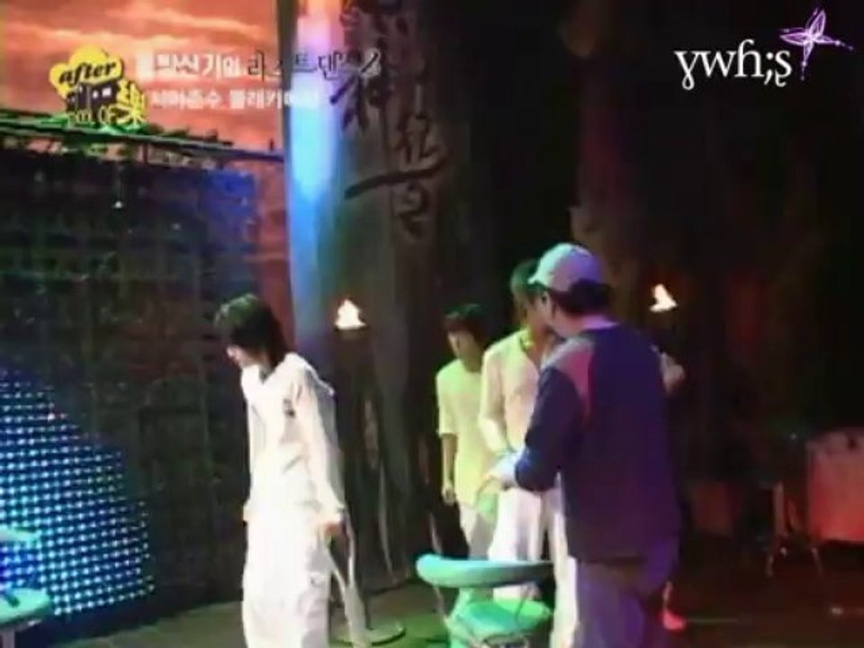 [051031] JS appareil photo caché (Spanish Sub) [YWH,S]