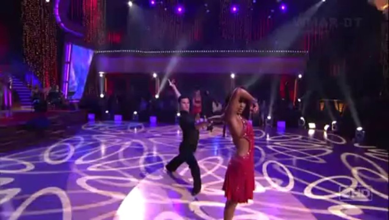 Dionne Warwick - "Say A Little Prayer"