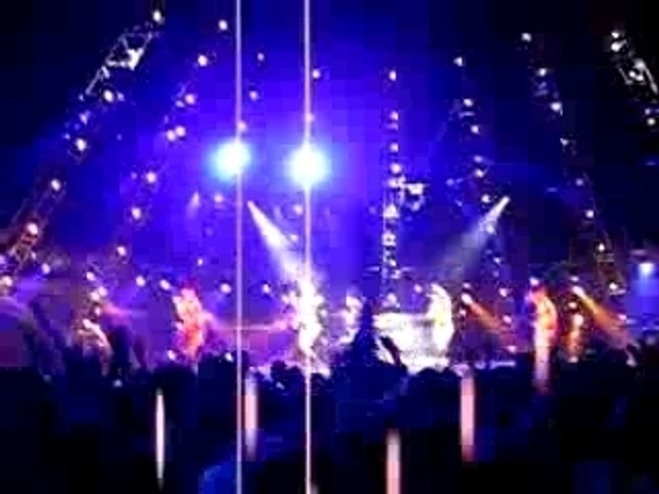 Pakito - Living on video - NRJ MUSIC