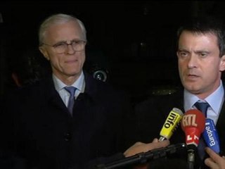Manuel Valls s'exprime après l'arrestation du tireur de Paris - 21/11