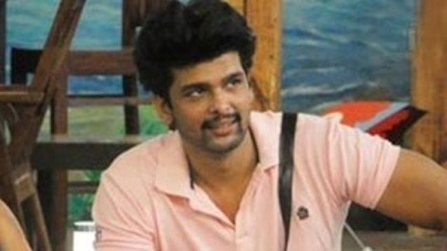 Kushal Tandon Re-Enters Bigg Boss 7 - CHECK OUT