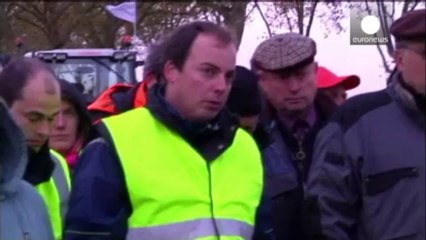 French farmers urged to stop road protests after fireman's death