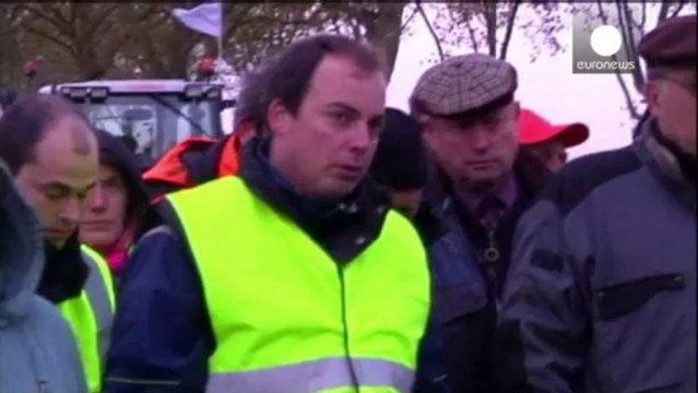 French farmers urged to stop road protests after fireman's death