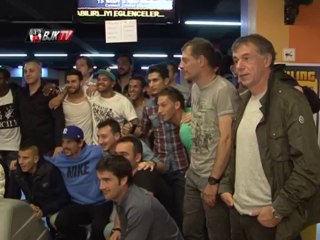 FUTBOLCULARIMIZDAN BOWLING EĞLENCESİ