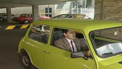 WWW.DOWNVIDS.NET-Mr. Bean - How to Annoy a Traffic Warden