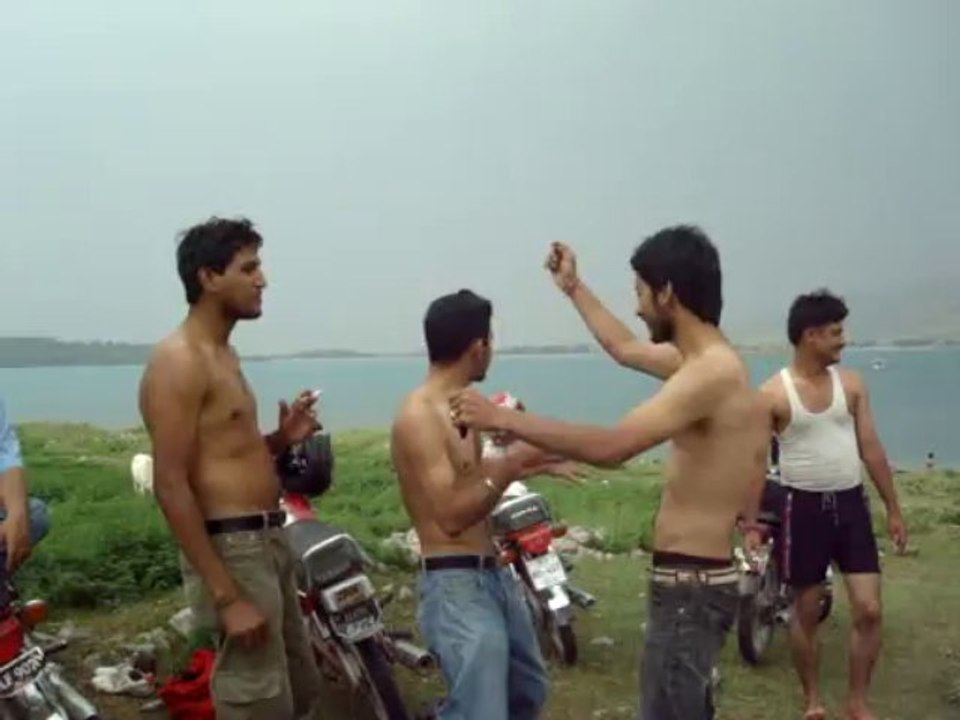 dance punjabi muzik (baltistani munday)