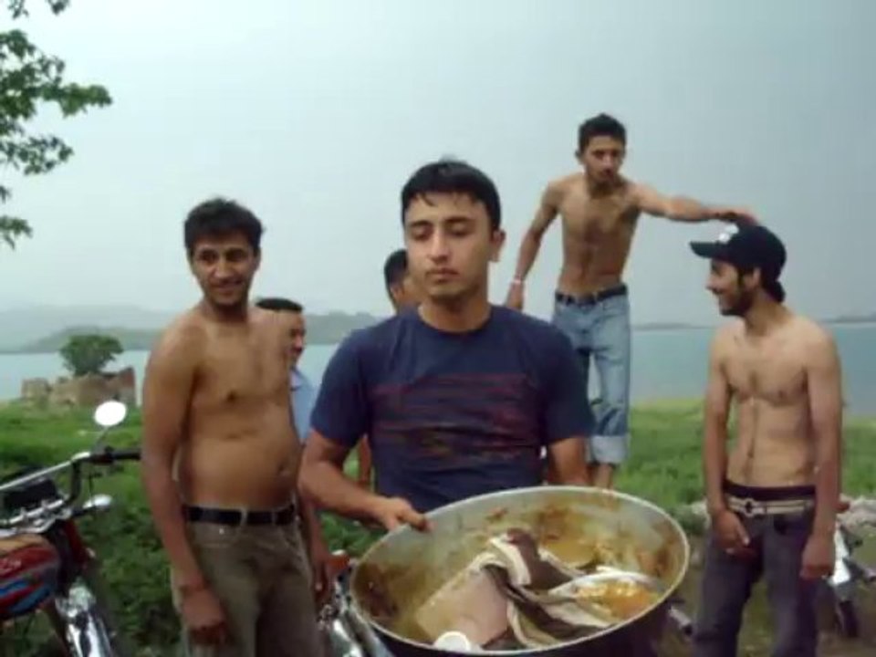 dancing in khanpur dam (baltistani munday)