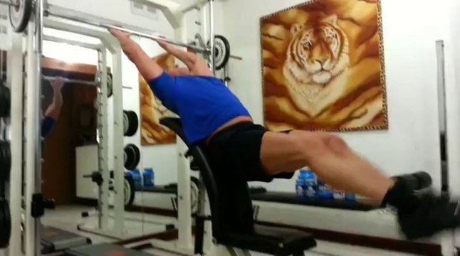 CRUNCH INVERSO: Addominali su Panca Curva di Roberto Eusebio