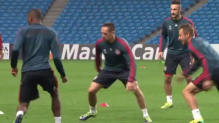 Weakened Dortmund build up to Bayern clash