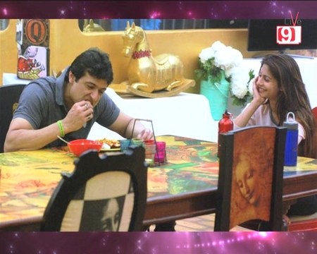 SHOCKING: Tanisha & Armaan Caught Naked In Bed