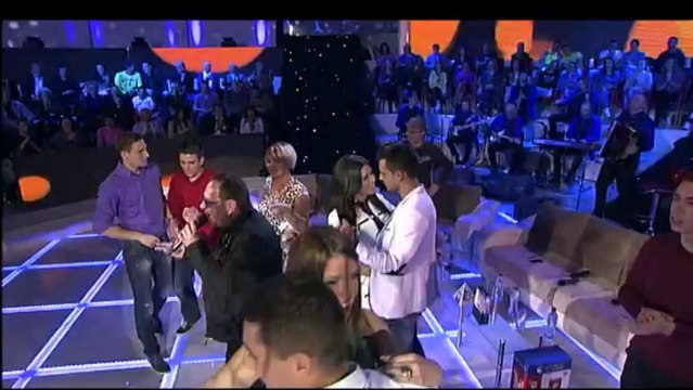 Mile Kitic - Kraljica tortoara - (Live) - Narod Pita - (TV Pink 2013)