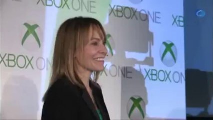 Sergio Ramos y Cesc Fabregas se juegan la primera Xbox One