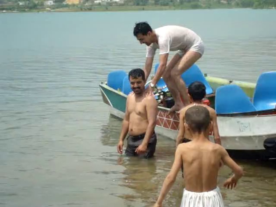 funny shigri jump in khanpur dam (baltistani munday)