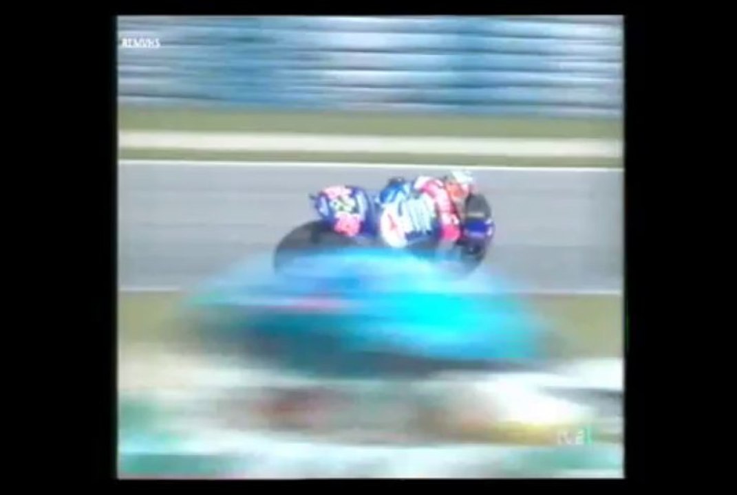 Moto250CCRepCheca26-8-01-1INCOMPLETA