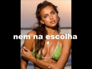 Música para Cristiano Ronaldo: «Oh Blatter, oh Platini, o anão do Messi só é bom p'ra ti»