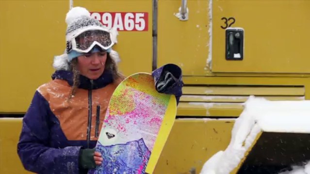 Roxy T-Bird - Good Wood 2014 Women's All Mtn - TransWorld SNOWboarding