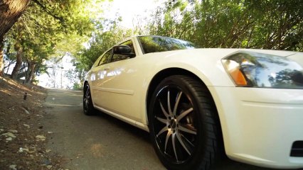 Snoop Lion feat Akon "Tired of Running"