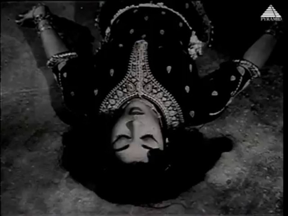 Naan Anaittal (1966) - Naan Uyara