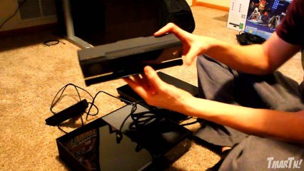 PLAYSTATION 4 vs XBOX ONE - Size Comparison (PS4 XB1)