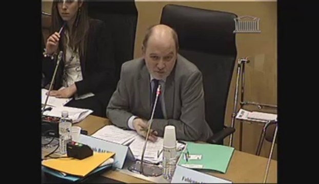 4ème table ronde : Perspectives d'évolution de l'industrie automobile? Relations constructeurs/équipementiers, entreprises/sous traitants? Mondialisation et partenariats ? Tirer parti du développement dans les pays émergents ? - Mardi 19 Mars 2013