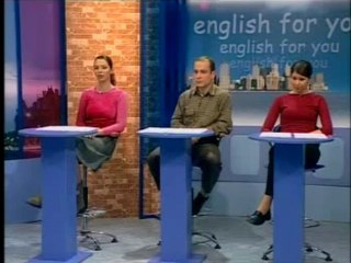 Learn English - Beginner Level - 03 What does she look like