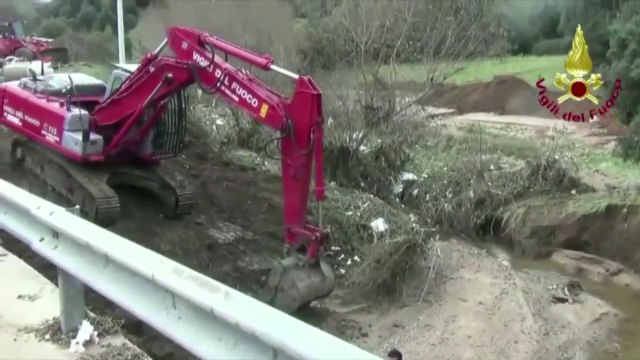 Dorgali (NU) - Lavori per il ripristino della viabilità (20.11.13)