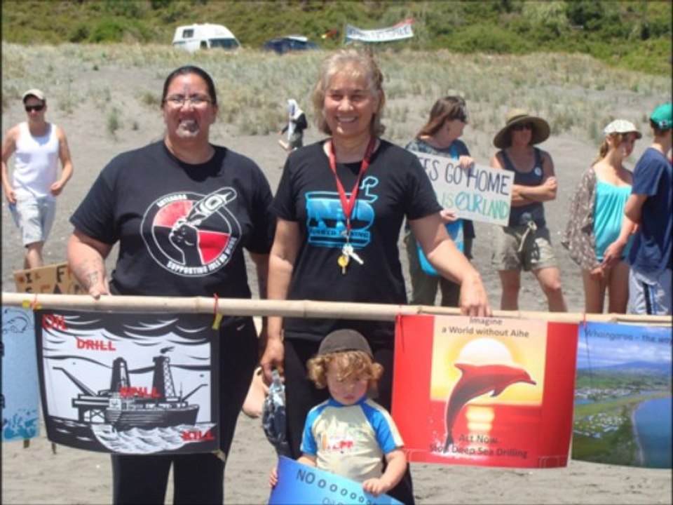 Raglan Banners