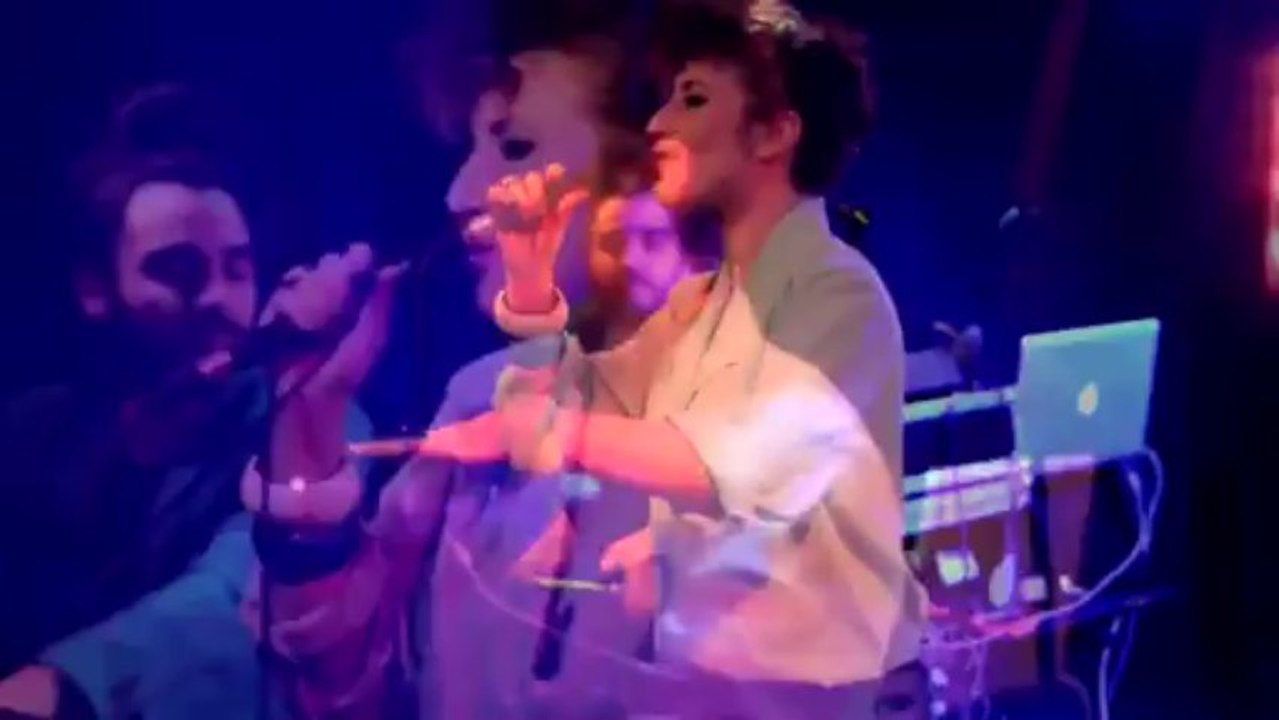 Carmen Maria Vega presente.... Billie