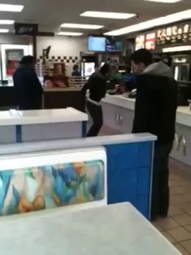 ▶ Girl gets pepper sprayed in mcdonals - YouTube [360p]
