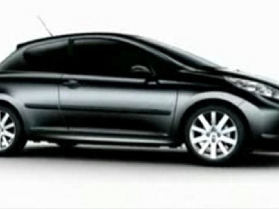 Peugeot 207 Féline  en 3 dimensions