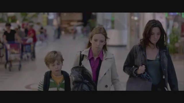 Just Before Losing Everything / Avant que de tout perdre (2012) - Trailer